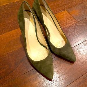 Banana republic Madison pumps in khaki green Sz 7